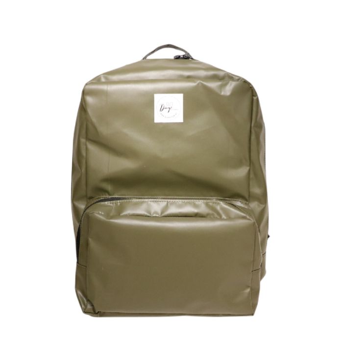 2100000179510_469b4a9ae77de9deb4bd232e614898e06a42cbe3