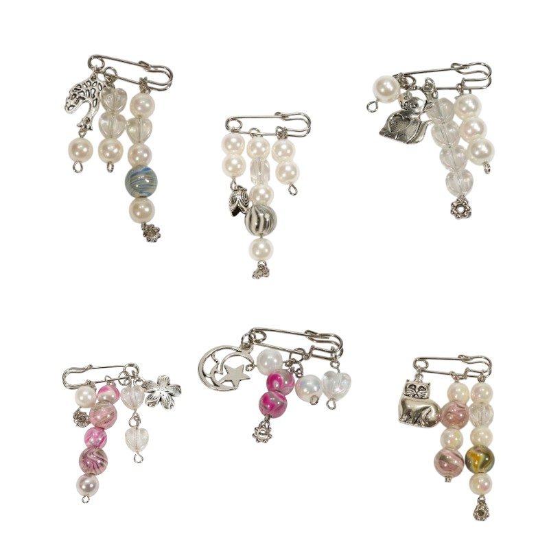 Kleine Brosche Perlen